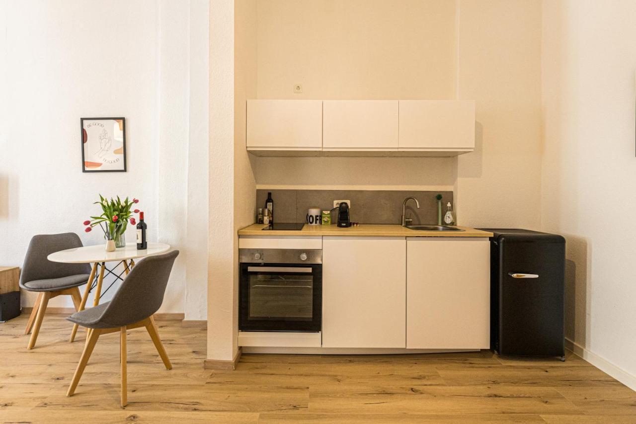 Ruhige Und Stilvolle Wohnung Am Clara-Zetkin-Park ライプツィヒ エクステリア 写真