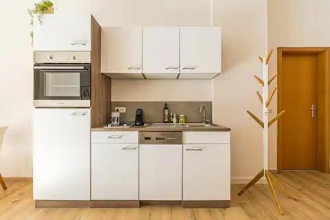 Ruhige Und Stilvolle Wohnung Am Clara-Zetkin-Park ライプツィヒ エクステリア 写真